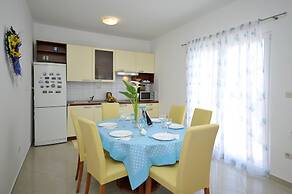 Apartments Roza