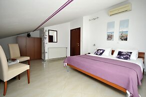 Apartments Roza