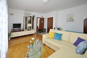 Apartments Roza
