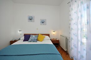 Apartments Roza