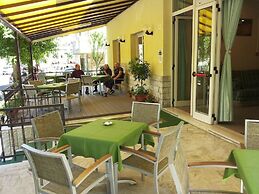 Hotel Cannes Rimini