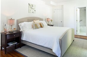 West Neck Guesthouse