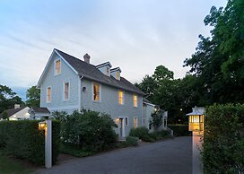 West Neck Guesthouse