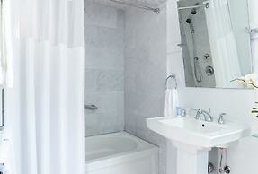 West Neck Guesthouse