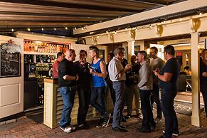 Brass Key Guesthouse - Adults Only