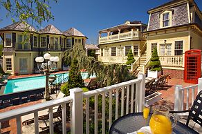 Brass Key Guesthouse - Adults Only