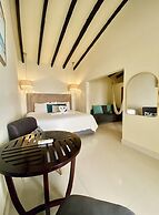 Vista Las Olas Surf Resort