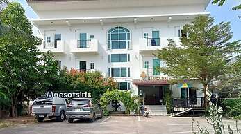 Maesot Siri Hotel