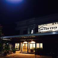 Retro Twin Home at Maesot