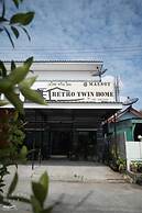 Retro Twin Home at Maesot