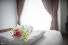 Retro Twin Home at Maesot