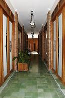 Joglo Mandapa Boutique Hotel & Resto