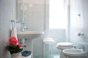 Authentic Sweet Home