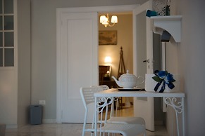 Authentic Sweet Home