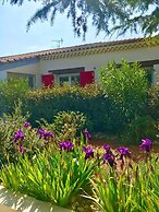 Hôtel Les Volets Rouges - Cassis
