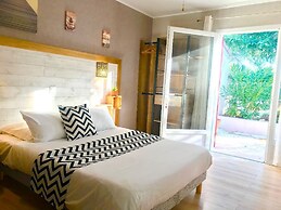 Hôtel Les Volets Rouges - Cassis