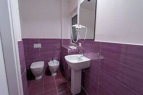 B&B Le 4 Stagioni Dante's Suites