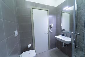 B&B Le 4 Stagioni Dante's Suites