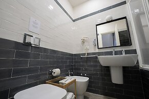 B&B Le 4 Stagioni Dante's Suites