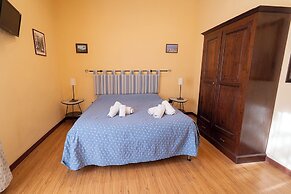 B&B Le 4 Stagioni Dante's Suites