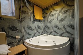 B&B Le 4 Stagioni Dante's Suites