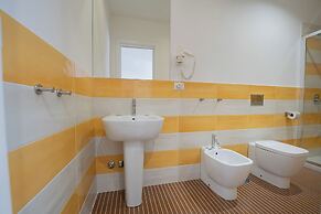 B&B Le 4 Stagioni Dante's Suites