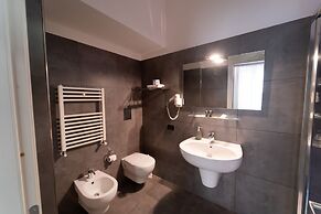 B&B Le 4 Stagioni Dante's Suites