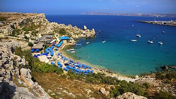 Blue Harbour Penthouse by Getaways Malta