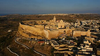 Blue Harbour Penthouse by Getaways Malta