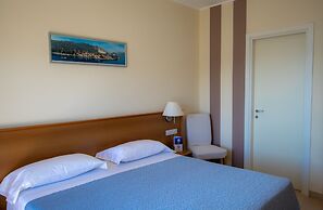 Hotel Alpi
