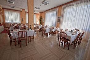 Hotel Alpi