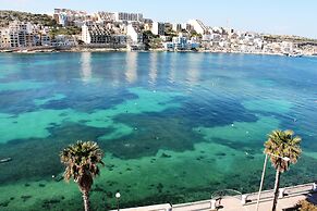 Blue Harbour – Seafront Self-Catering Holiday Penthouse – St Paul’s Ba
