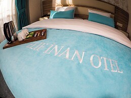 Elif Inan Hotel