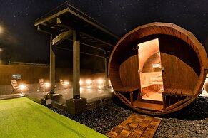 Ashibetsu Onsen Starlight Hotel