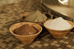 Ashibetsu Onsen Starlight Hotel