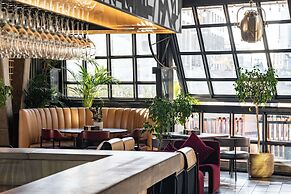 Radisson RED V&A Waterfront, Cape Town