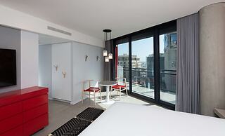 Radisson RED V&A Waterfront, Cape Town