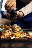 Radisson RED V&A Waterfront, Cape Town