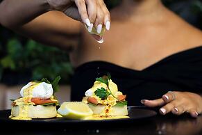 Radisson RED V&A Waterfront, Cape Town