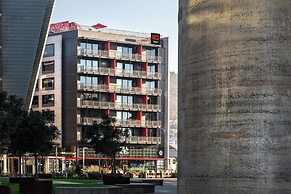 Radisson RED V&A Waterfront, Cape Town