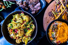 Radisson RED V&A Waterfront, Cape Town