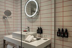 Radisson RED V&A Waterfront, Cape Town