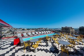 Radisson RED V&A Waterfront, Cape Town
