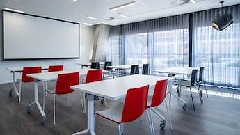 Radisson RED V&A Waterfront, Cape Town