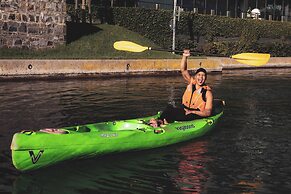 Radisson RED V&A Waterfront, Cape Town