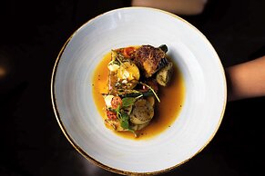 Radisson RED V&A Waterfront, Cape Town