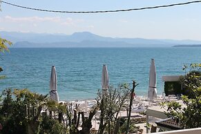 Lake Garda Beach Hostel