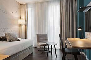 Stellaris Apartment Hotel