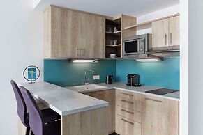 Stellaris Apartment Hotel