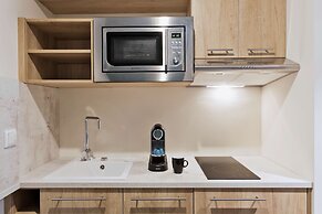 Stellaris Apartment Hotel